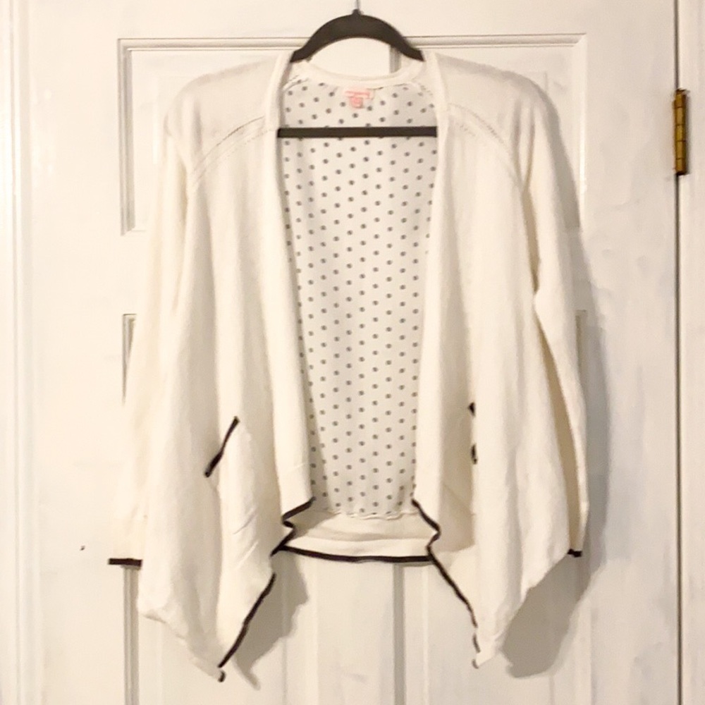 L/S Girls Cute White/polka dot Cardigan